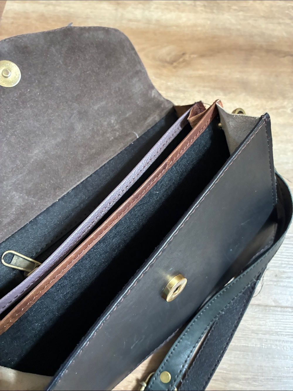 CARPE DIEM LONDON Bought on VACATION Leather Crossbody with Leopard-Print Flap - Picture 13 of 16